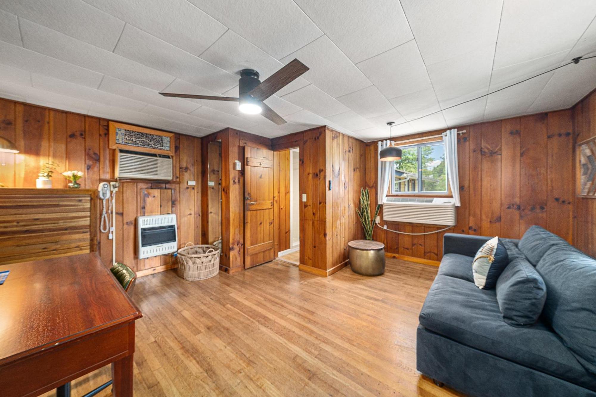 Cedarwood Inn Hendersonville Eksteriør billede