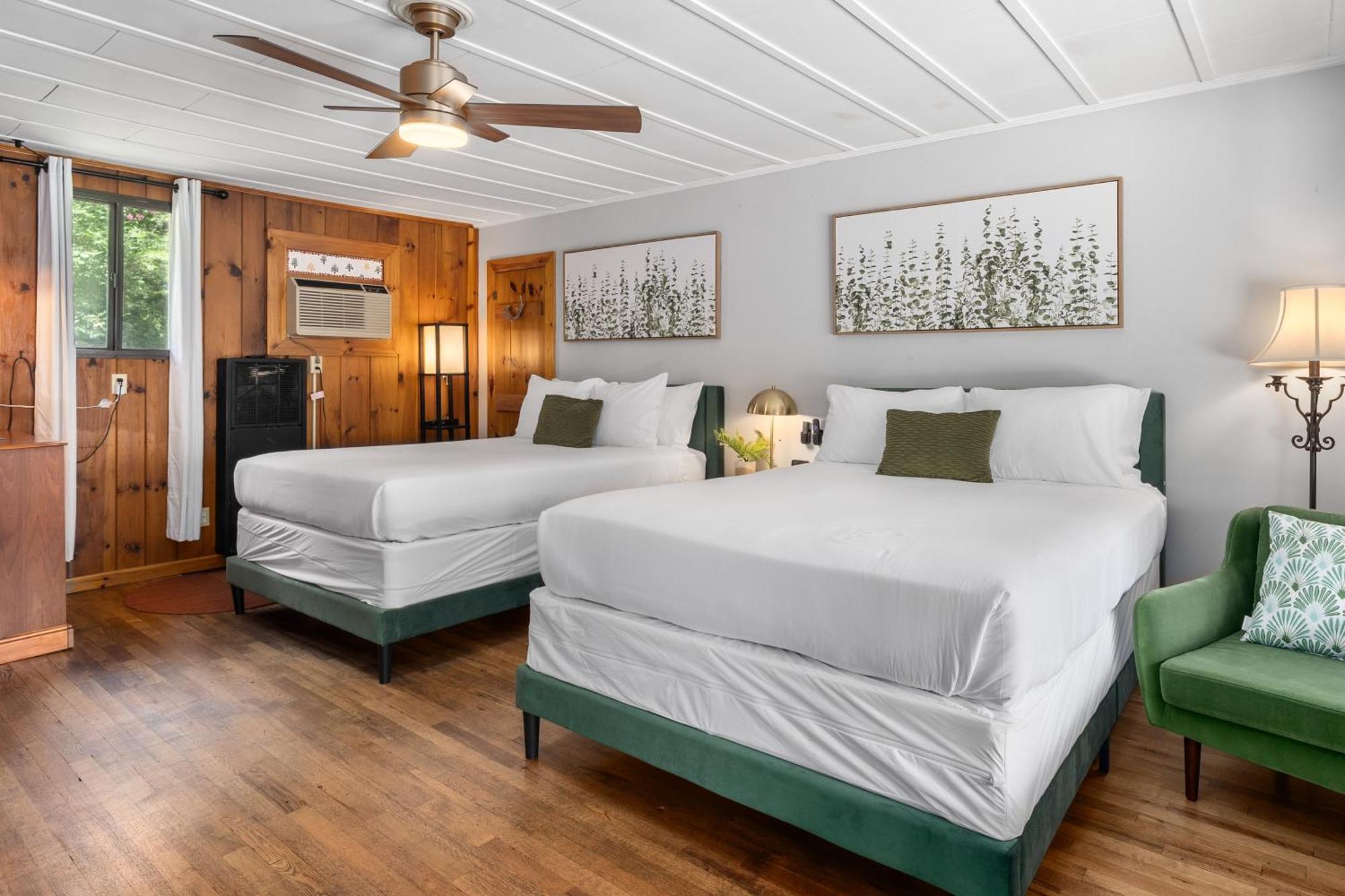 Cedarwood Inn Hendersonville Eksteriør billede