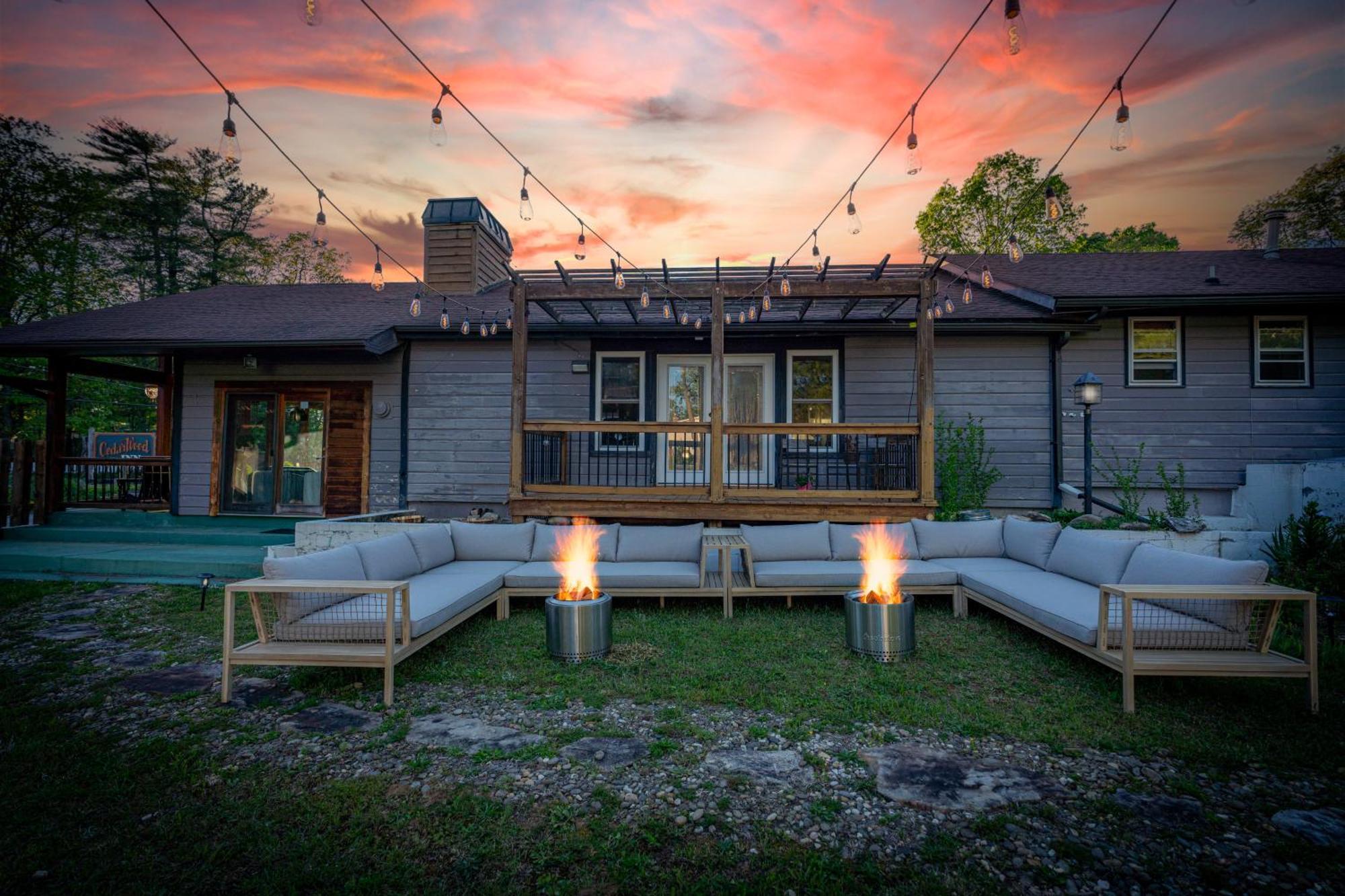 Cedarwood Inn Hendersonville Eksteriør billede