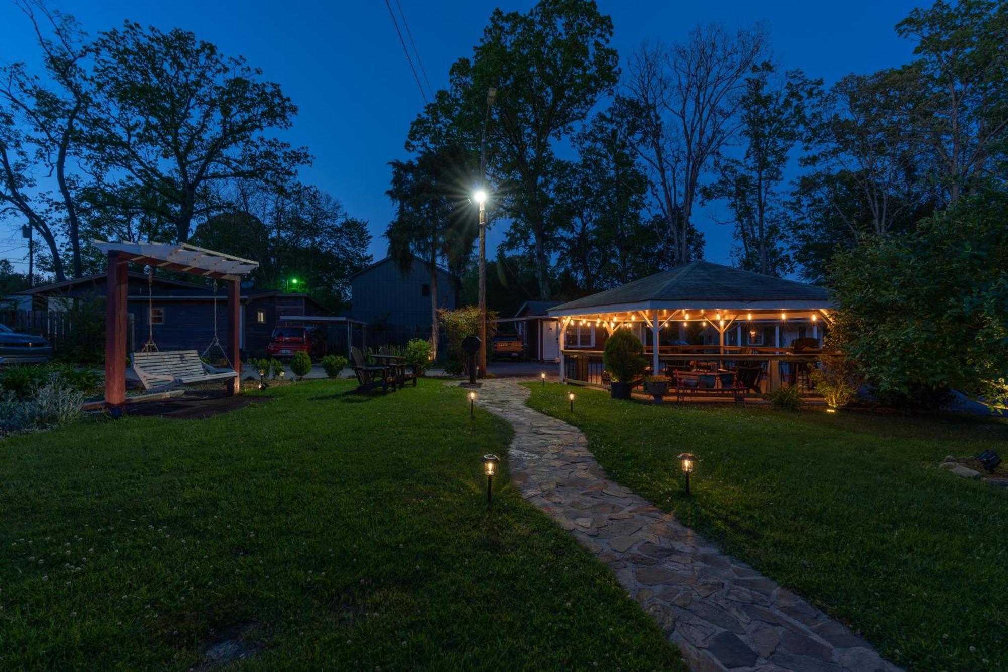 Cedarwood Inn Hendersonville Eksteriør billede