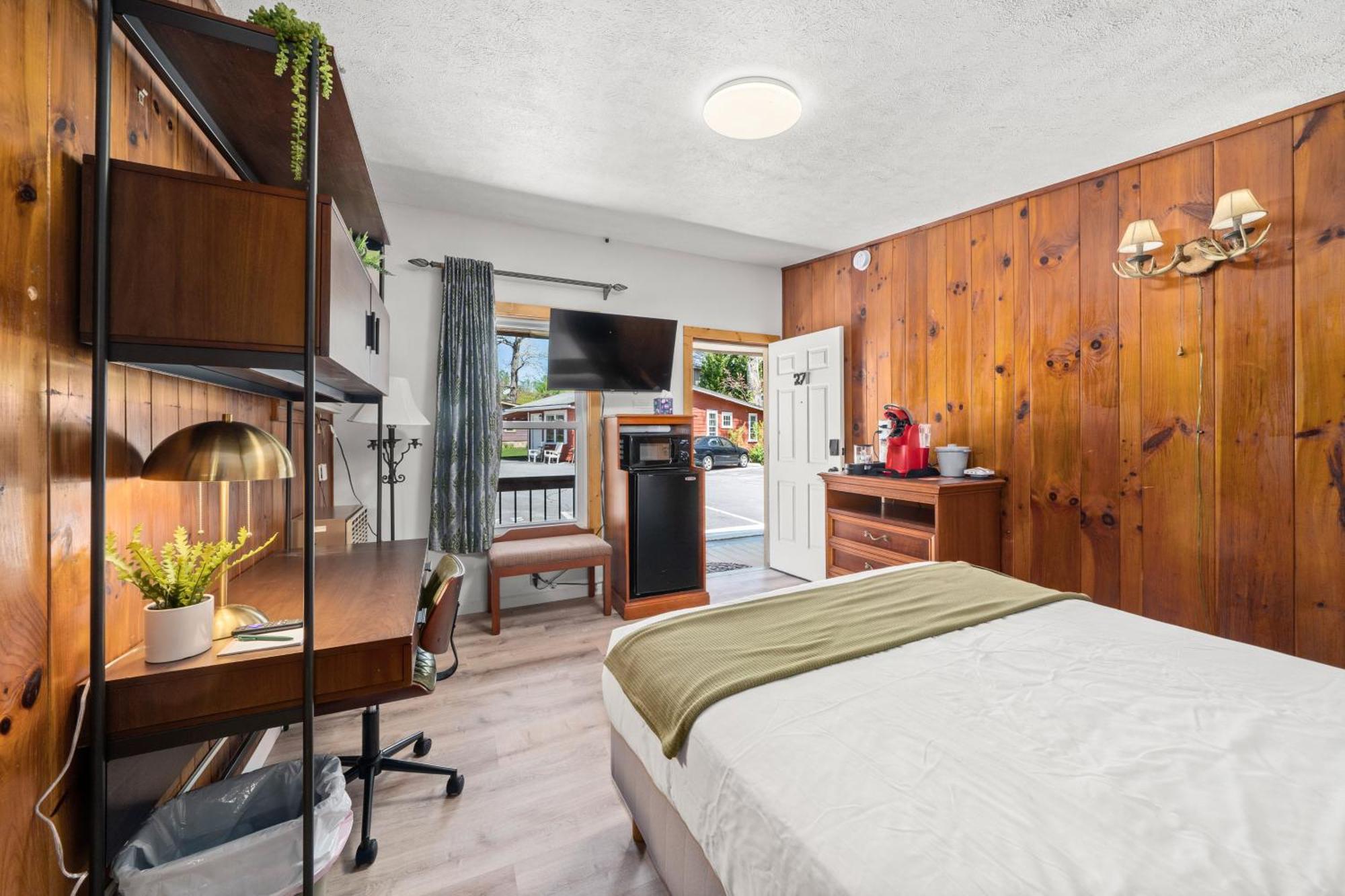 Cedarwood Inn Hendersonville Eksteriør billede