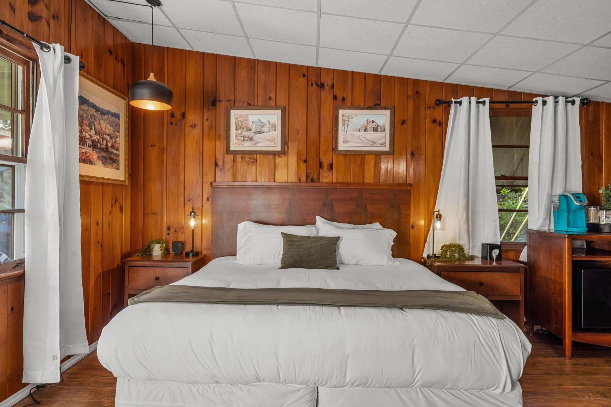 Cedarwood Inn Hendersonville Eksteriør billede